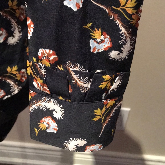 Banana Republic Dillon Enid Shirt; size small - Picture 6 of 10
